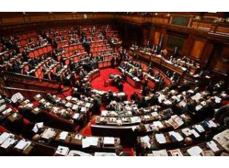 Politici in campo contro la legge sull'omofobia